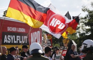 Far-right National Democratic Party supporters protest against asylum seekers in Germany (Photo: Reuters)