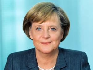 German Chancellor Angela Merkel has pledged to reduce the number of new refugee arrivals